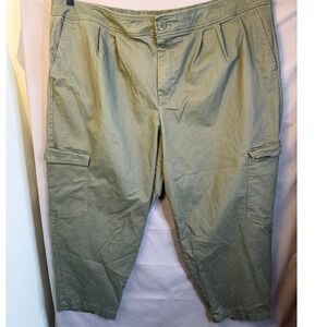 Ava & Viv Women 3X Olive Green Cargo Pants Elastic Waist Tapered Cropped Utility